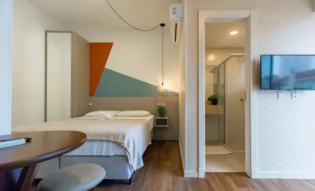 Lindos Studios Vec Отели рядом с достопримечательностью «Lagoa Beach»