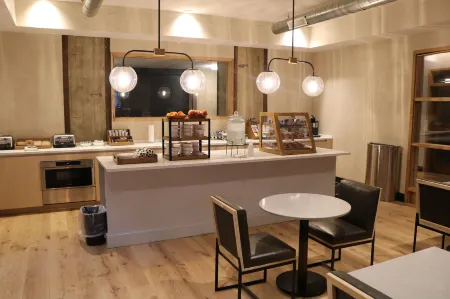 Riversuites at the Battery Отели рядом с достопримечательностью «Пеннс Ландинг»