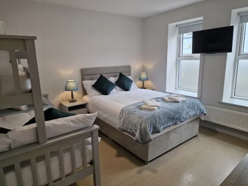 Trivia House Accommodation Hotels in Ballyconnell