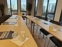 Kyriad Prestige Asnieres-Sur-Seine Hotels in Аньєр-сюр-Сен