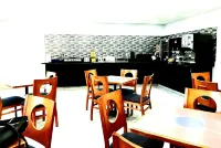Days Inn by Wyndham Easley/Greenville/Clemson Area - breakfast