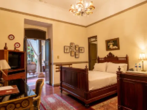 マンション アルカサル クエンカのホテル