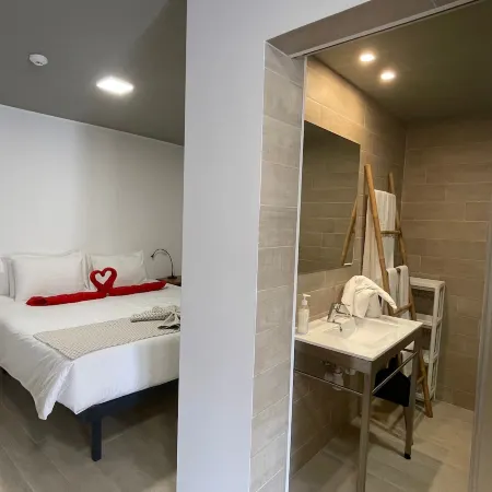 Villa 3 Caparica, Lisbon Gay Beach Hotel