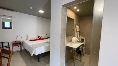 Villa 3 Caparica, Lisbon Gay Beach Hotel