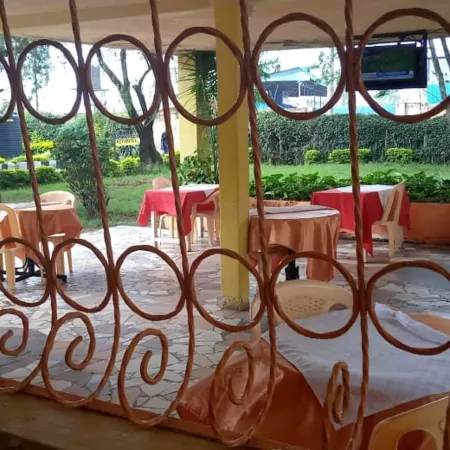 Chariot County Hotel