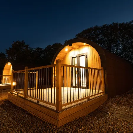 Weedingshall Lodges