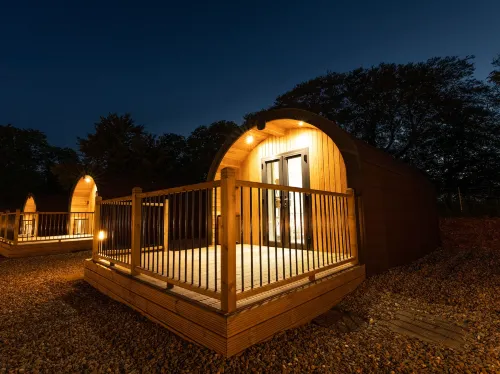 Weedingshall Lodges - 3-Star