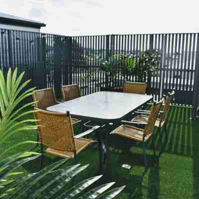 CocoBrew Boutique Apartments Hotel Exterior