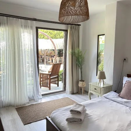 Pupa Alaçatı Butik Otel