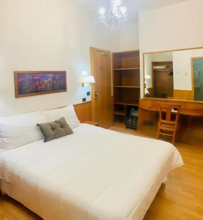 Hotel Cassia Отели в г. Формелло