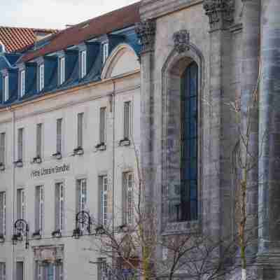 Hôtel Littéraire Stendhal et Spa Hotel Exterior