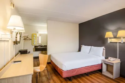 Rodeway Inn Hotel di 
