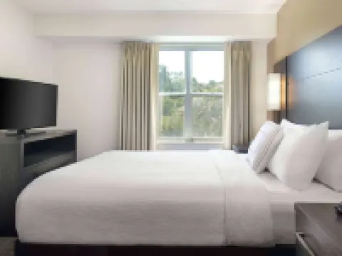 โซเนสตา อีเอสสวีทส์ ราเลห์ แครี โรงแรมในแครี