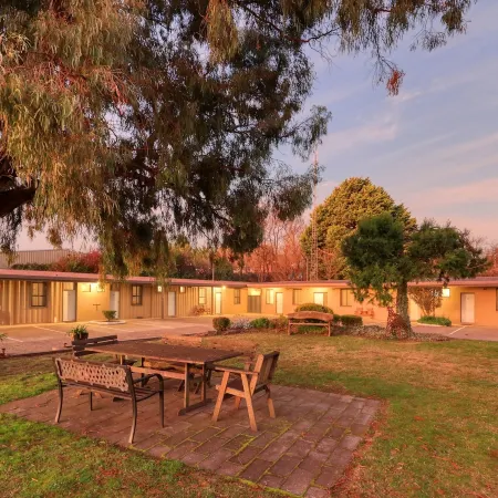 Hamilton Hume Motor Inn
