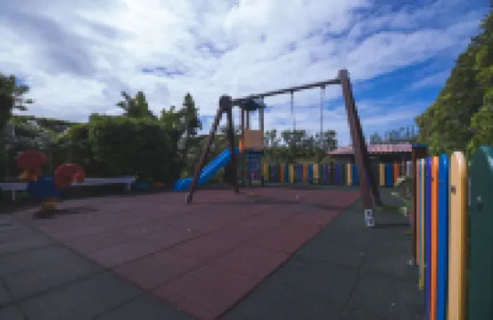 克温塔桑塔納酒店