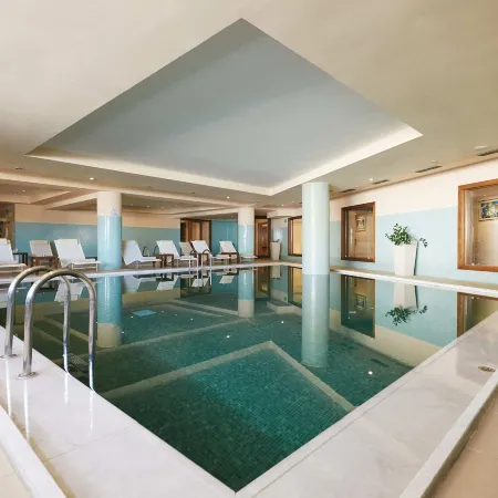 Giannoulis – Cavo Spada Luxury Sports & Leisure Resort & Spa