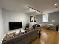 Luxurious Private One Bedroom Apartment in Braintree with Free Parking Near City Centre Hotels in Braintree