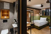 One66 Hotel Hôtels à : Posavje