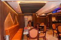 Golden Tulip Garden City Hotel - Rivotel