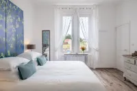 Manoir des Bertinières Hotels in Lemere