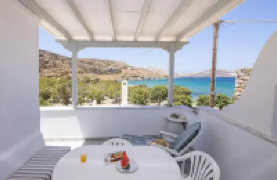 Nemelo Beach House in Panormos