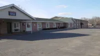 American Inn & Suites - 2-Star