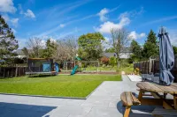 Hazeley - 3 Bedroom Holiday Home - Begelly Hôtels à proximité de : Folly Farm Adventure Park and Zoo