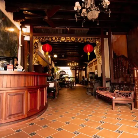 Kuching Waterfront Lodge Отели рядом с достопримечательностью «Исламский музей»
