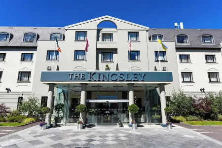 The Kingsley Hotel Отели рядом с достопримечательностью «Чарльз Форт»
