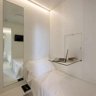 Bed & Boarding Отели рядом с Аэропорт Нейплс