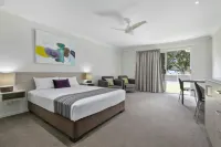 Beachside Boutique Motel Mackay Hotels in South Mackay