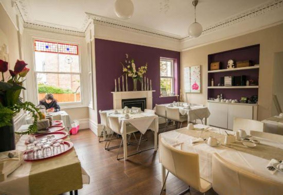 윔블던 호텔 위치