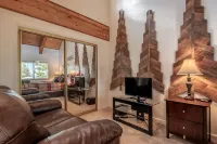 Rare Heavenly 2Br*Lake Views*Shuttle Access*Dog OK
