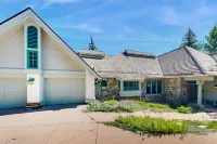 Luxurious Vail Escape with Private Sauna, Hot Tub, Fitness Room & Sweeping Views