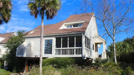 Golf and Lagoon Views with Screened Porch - Stunning Beach Retreat