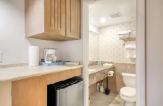 Palms at Waikiki 219