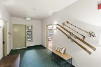 Stylish Condo with Private Balcony - Chic Mountain Retreat