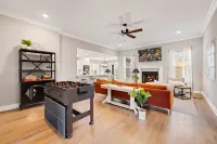 Outdoor Living Space and Game Room - Stunning Modern Retreat