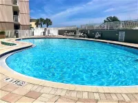Beachfront Access with Pool and Free Fun Included - Stunning Oasis