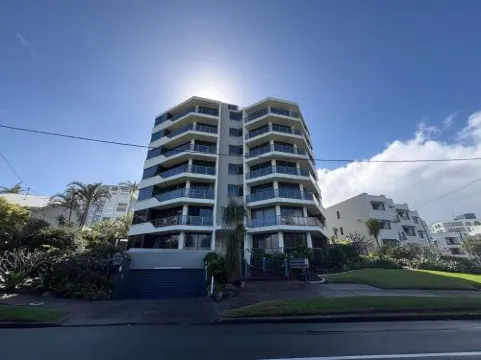 卡路達拉第14阿拉論酒店