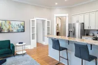 Exquisite 3 Bdrm 2 Bath Near Eden Park