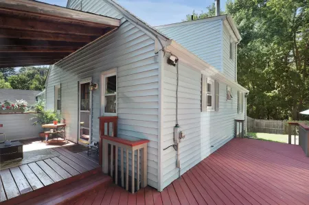 Home Sweet Home in Danbury