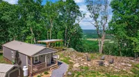 Serene Cabin Retreat with Hot Tub and Fire Pit - Charming Escape Hotels in DeKalb County