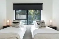 Mountainview Escape by Revelstoke Vacations - 4-Star
