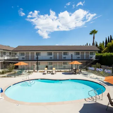 Orange Grove Inn