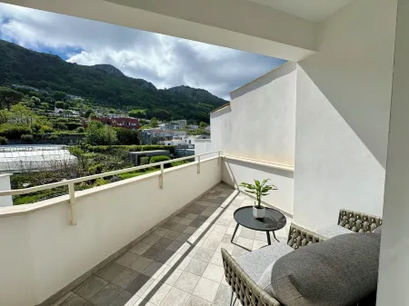 A&A Rooms Отели рядом с достопримечательностью «Monte Solaro»