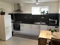 2 Bedroom Apartment  Heathrow Airport