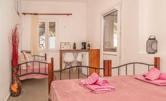 Dimelal Mikonos Downtown Apartments