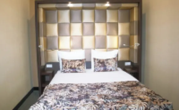 Golden Mansion Aparthotel