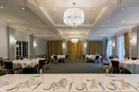 The Chequers Hotel Hotels in Thatcham